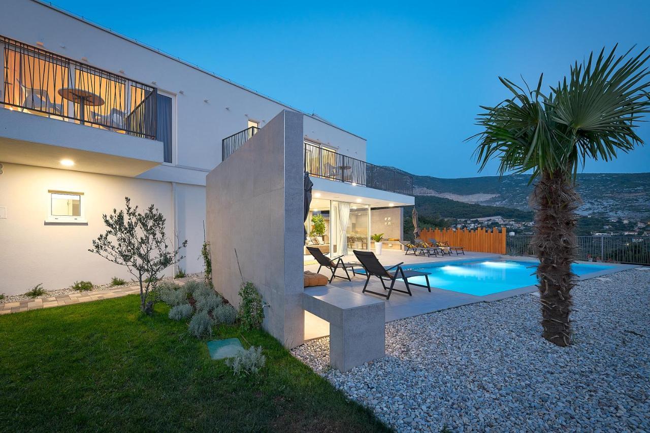 Design Villa Clavis-Brand New Villa With A View Klis Exterior photo